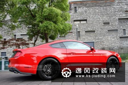 提进口18款福特Mustang 改装轮毂后颜值从不及格到满分